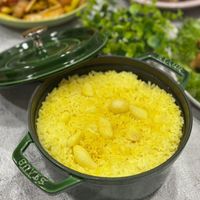 可能是北非小米飯和印度香料飯的圖像