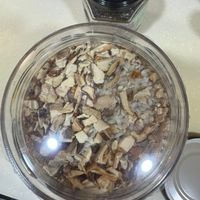 可能是香菇、椰子和苔蘚蟲的圖像
