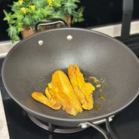 可能是食物和文字的圖像