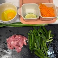 可能是食物和文字的圖像