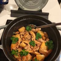 可能是燉小牛膝的圖像
