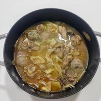 可能是燉小牛膝的圖像
