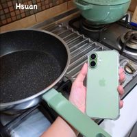 可能是炊具和顯示的文字是「 Hsuan ብ 8 」的圖像