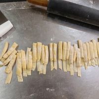 可能是義大利麵的圖像