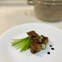可能是燉小牛膝的圖像