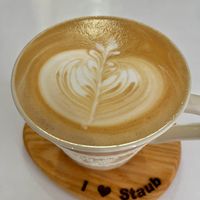 可能是咖啡和咖啡杯的圖像