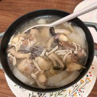 可能是拉麵和香菇的圖像