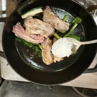 可能是燉小牛膝的圖像