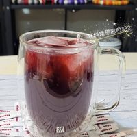 可能是飲料和文字的圖像