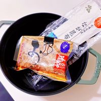 可能是豆腐、火鍋和文字的圖像