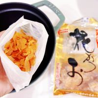 可能是麵、豆腐、義大利麵和顯示的文字是「 ደቅረም 110g 110g 花 CO 」的圖像