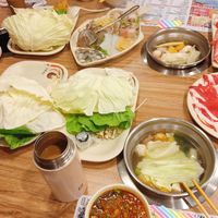 可能是起司火鍋和火鍋的圖像