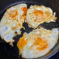 可能是蛋黃的圖像