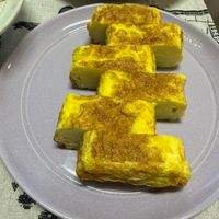 可能是歐姆蛋和豆腐的圖像