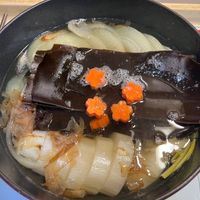 可能是香菇、拉麵、火鍋和豆腐的圖像
