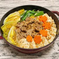 可能是豆腐、麵和火鍋的圖像