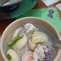 可能是火鍋、粥和拉麵的圖像