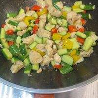 可能是豆煮玉米的圖像