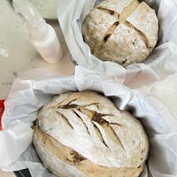 可能是黑麥麵包的圖像