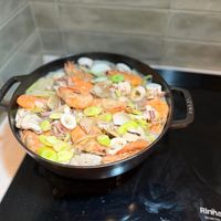 可能是西班牙大鍋飯的圖像