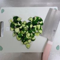 可能是刀和食物的圖像