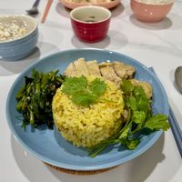 可能是粥、炒飯、印度香料飯和豆腐的圖像