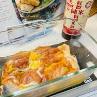 可能是生魚片、壽司和文字的圖像