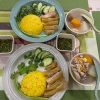 可能是印度香料飯、粥和北非小米飯的圖像
