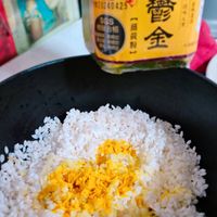 可能是豆腐、蛋黃和文字的圖像