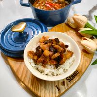 可能是豆腐和燉小牛膝的圖像