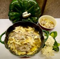 可能是鯷魚和香菇的圖像