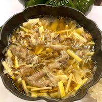 可能是燉小牛膝的圖像