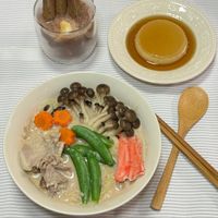 可能是粥、香菇、拉麵和麵的圖像