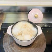 可能是粥、水波蛋和文字的圖像