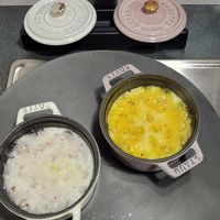 可能是鬆餅機、粥、牧羊人派、歐姆蛋和文字的圖像