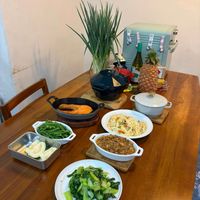可能是火鍋和炒飯的圖像