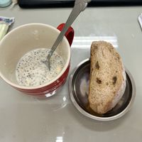 可能是黑麥麵包的圖像