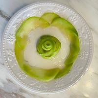 可能是水果塔和蘋果的圖像