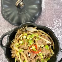 可能是肉排和文字的圖像