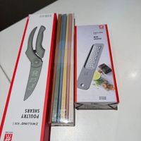 可能是刀和文字的圖像
