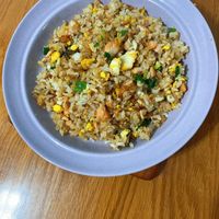可能是炒飯和印度香料飯的圖像