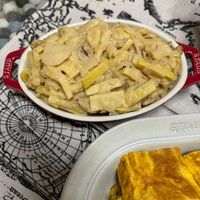 可能是義大利麵和豆腐的圖像