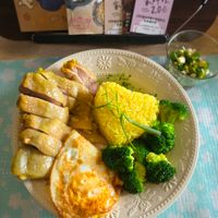 可能是歐姆蛋、豆腐和文字的圖像