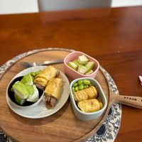 可能是豆腐和顯示的文字是「 STAUB 」的圖像