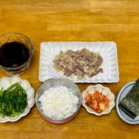 可能是豆腐、壽司和拉麵的圖像