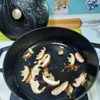 可能是香菇和蘑菇的圖像