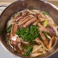可能是拉麵、香菇和麵的圖像