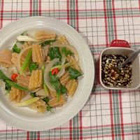 可能是拉麵、義大利麵和豆腐的圖像