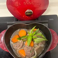 可能是燉小牛膝的圖像
