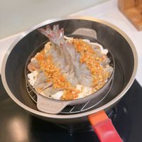 可能是‎顯示的文字是「 ‎BArLS BAVLS ر‎ 」‎的圖像